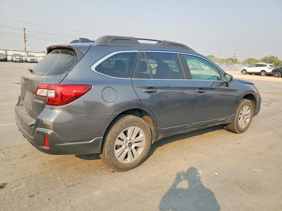 Продаж на аукціоні авто 2018 Subaru Outback, vin: 4S4BSACC0J3367605, номер лоту: 63526936