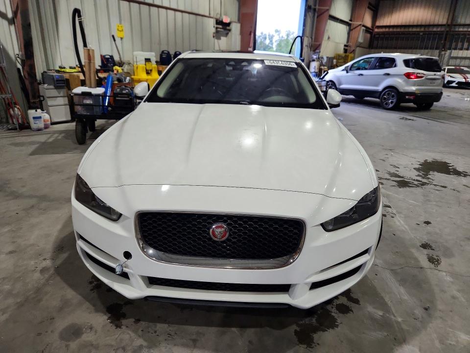 2017 Jaguar Xe მანქანა იყიდება აუქციონზე, vin: SAJAJ4BV4HCP10659, აუქციონის ნომერი: 64396356