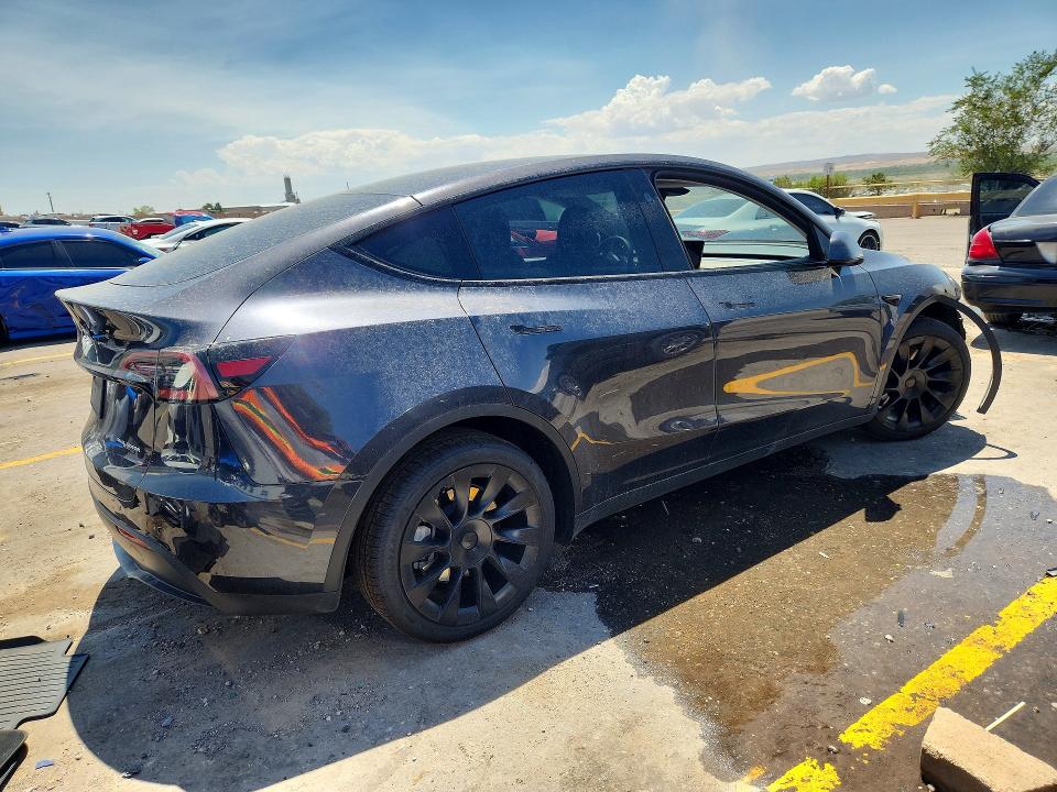 63229996 :رقم المزاد ، 7SAYGDEE9RF065490 vin ، 2024 Tesla Model Y مزاد بيع