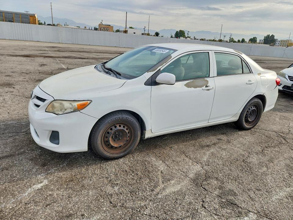 66658546 :رقم المزاد ، 5YFBU4EE2DP131614 vin ، 2013 Toyota Corolla مزاد بيع