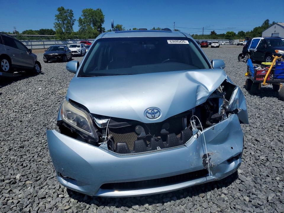 Продажа на аукционе авто 2015 Toyota Sienna, vin: 5TDYK3DCXFS643786, номер лота: 63695426