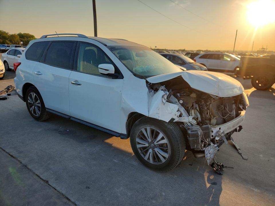 2017 Nissan Pathfinder მანქანა იყიდება აუქციონზე, vin: 5N1DR2MN9HC613538, აუქციონის ნომერი: 66471776