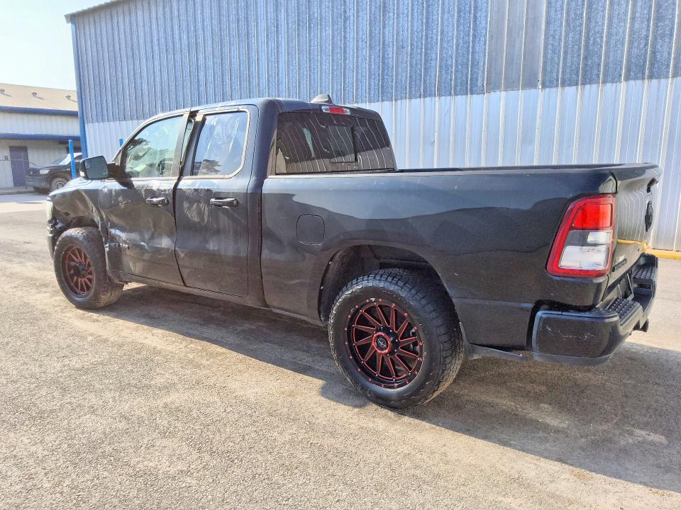 63417836 :رقم المزاد ، 1C6RREBG5MN820885 vin ، 2021 Ram 1500 مزاد بيع