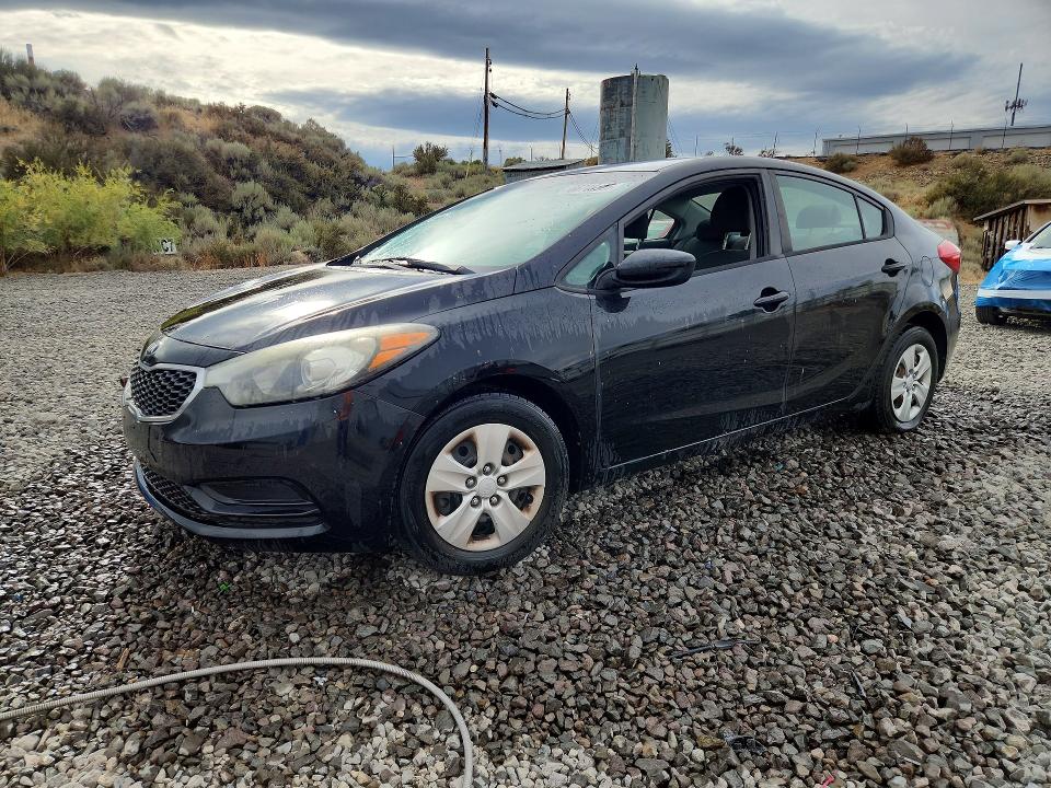2014 Kia Forte მანქანა იყიდება აუქციონზე, vin: KNAFK4A63E5070758, აუქციონის ნომერი: 66746126