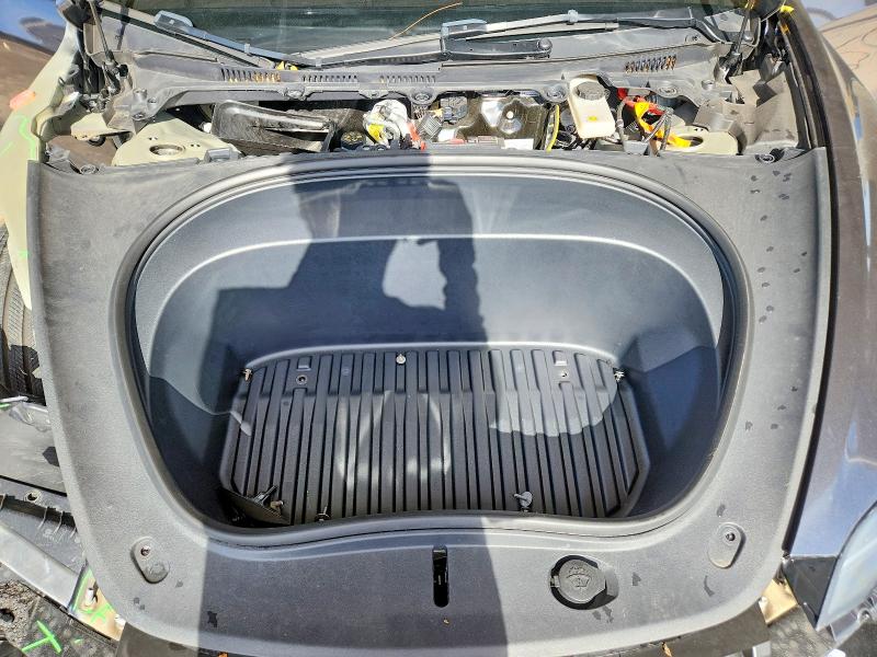 Продажа на аукционе авто 2025 Tesla Model 3, vin: 5YJ3E1EA9SF050227, номер лота: 63352426