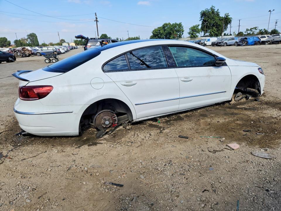 64940326 :رقم المزاد ، WVWKP7AN5HE503447 vin ، 2017 Volkswagen Cc مزاد بيع