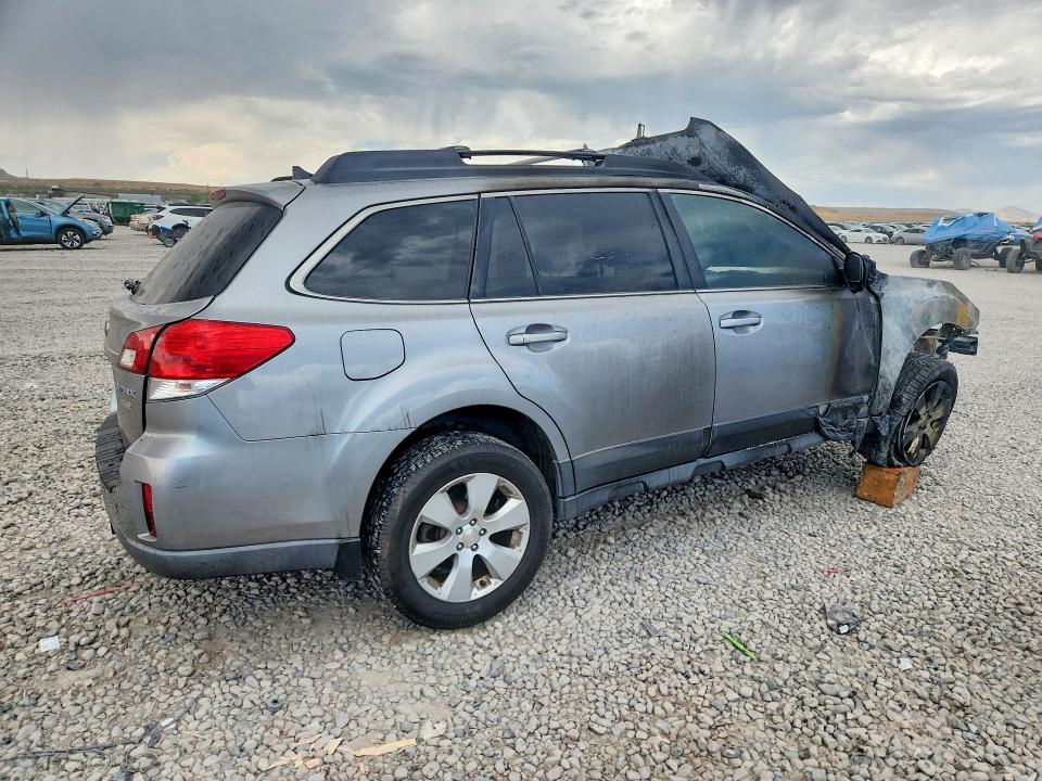 2011 Subaru Outback მანქანა იყიდება აუქციონზე, vin: 4S4BRBKC7B3348859, აუქციონის ნომერი: 66806926