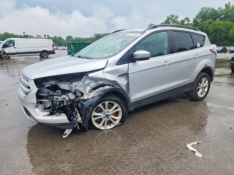 2018 Ford Escape მანქანა იყიდება აუქციონზე, vin: 1FMCU9HD4JUD01681, აუქციონის ნომერი: 64271926