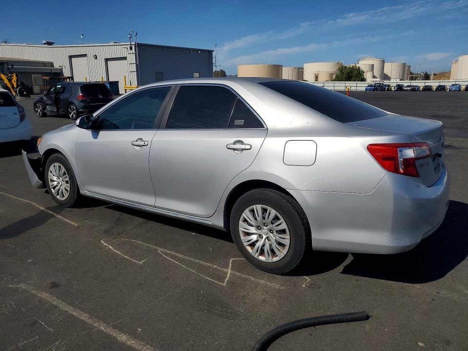 2012 Toyota Camry მანქანა იყიდება აუქციონზე, vin: 4T4BF1FK5CR175901, აუქციონის ნომერი: 64493116