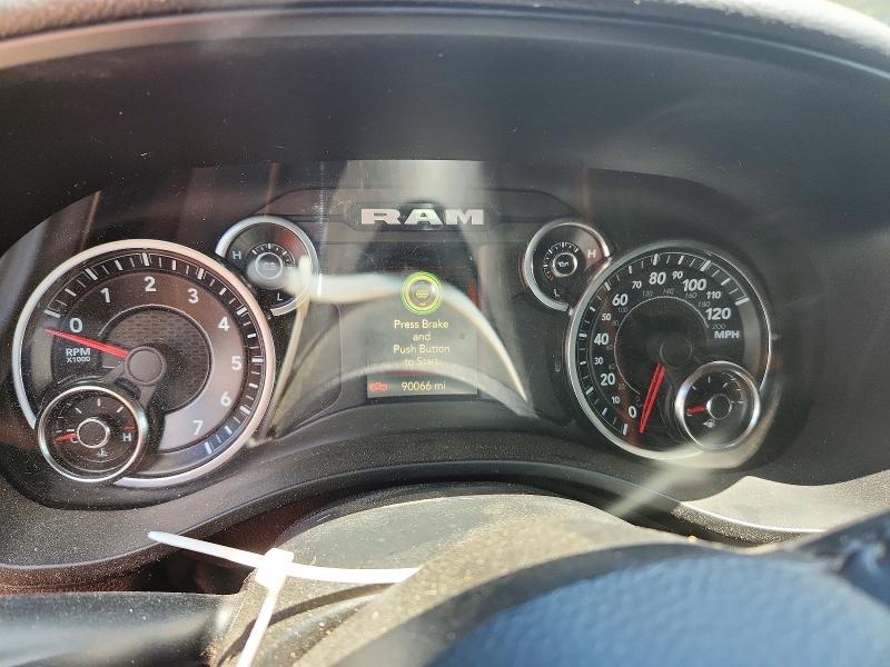 63995756 :رقم المزاد ، 1C6RREBG5MN530288 vin ، 2021 Ram 1500 مزاد بيع