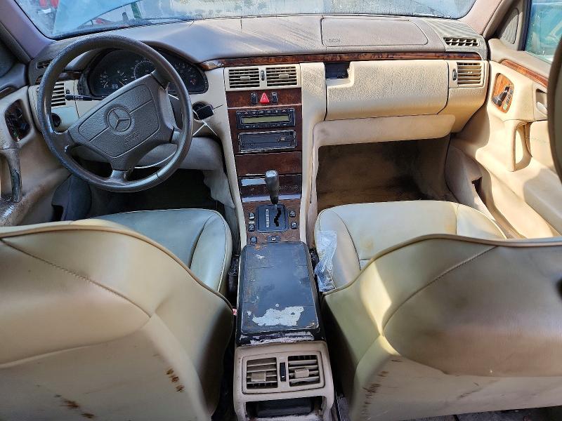 64221276 :رقم المزاد ، WDBJF55F2TJ019255 vin ، 1996 Mercedes-benz E مزاد بيع