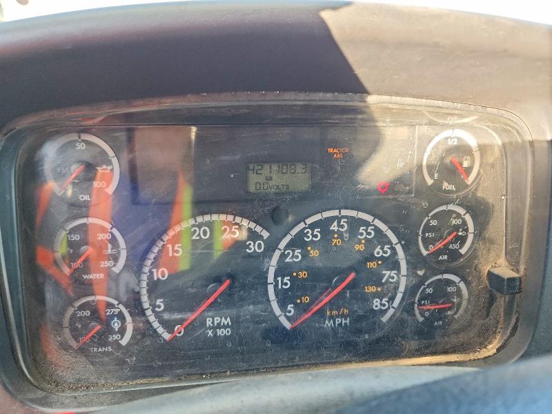 Продаж на аукціоні авто 2010 Freightliner M2, vin: 1FVHCYBS1ADAT6921, номер лоту: 65042996