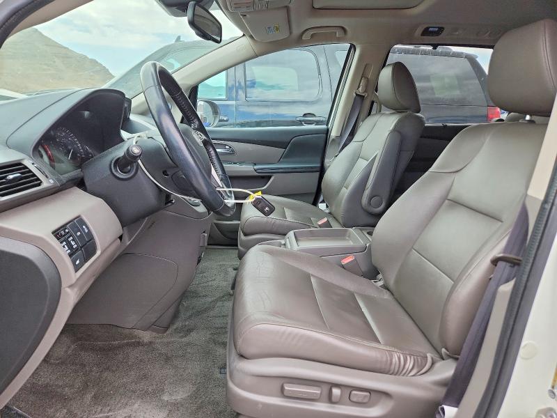 64084446 :رقم المزاد ، 5FNRL5H61FB024113 vin ، 2015 Honda Odyssey مزاد بيع