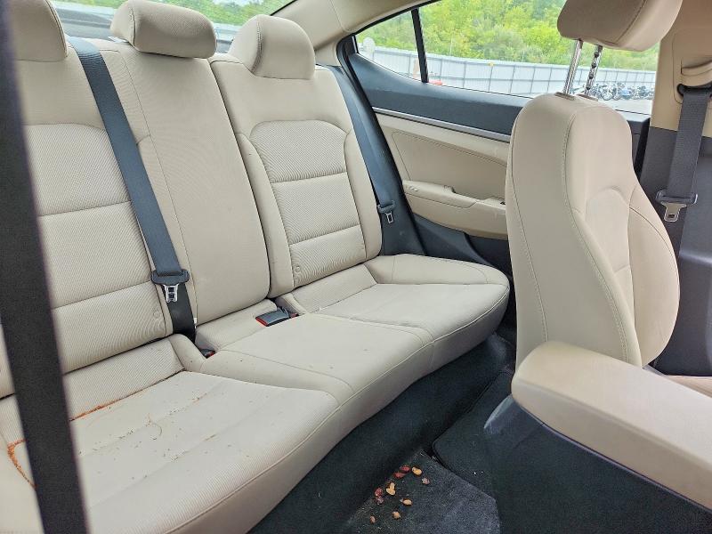 67108056 :رقم المزاد ، 5NPD74LF5JH267935 vin ، 2018 Hyundai Elantra مزاد بيع