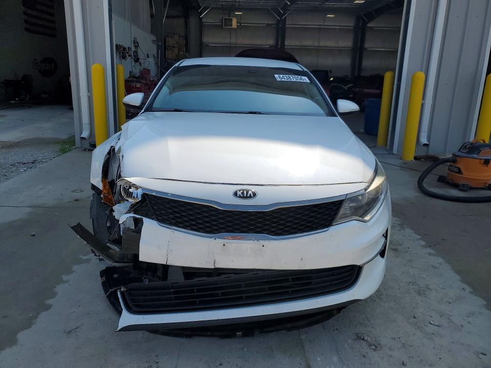 64387056 :رقم المزاد ، 5XXGT4L3XHG161579 vin ، 2017 Kia Optima مزاد بيع