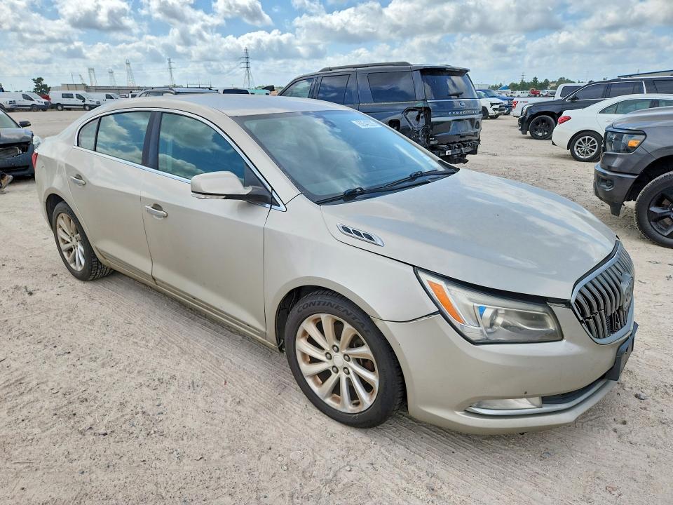 63542226 :رقم المزاد ، 1G4GB5G35FF110565 vin ، 2015 Buick Lacrosse مزاد بيع