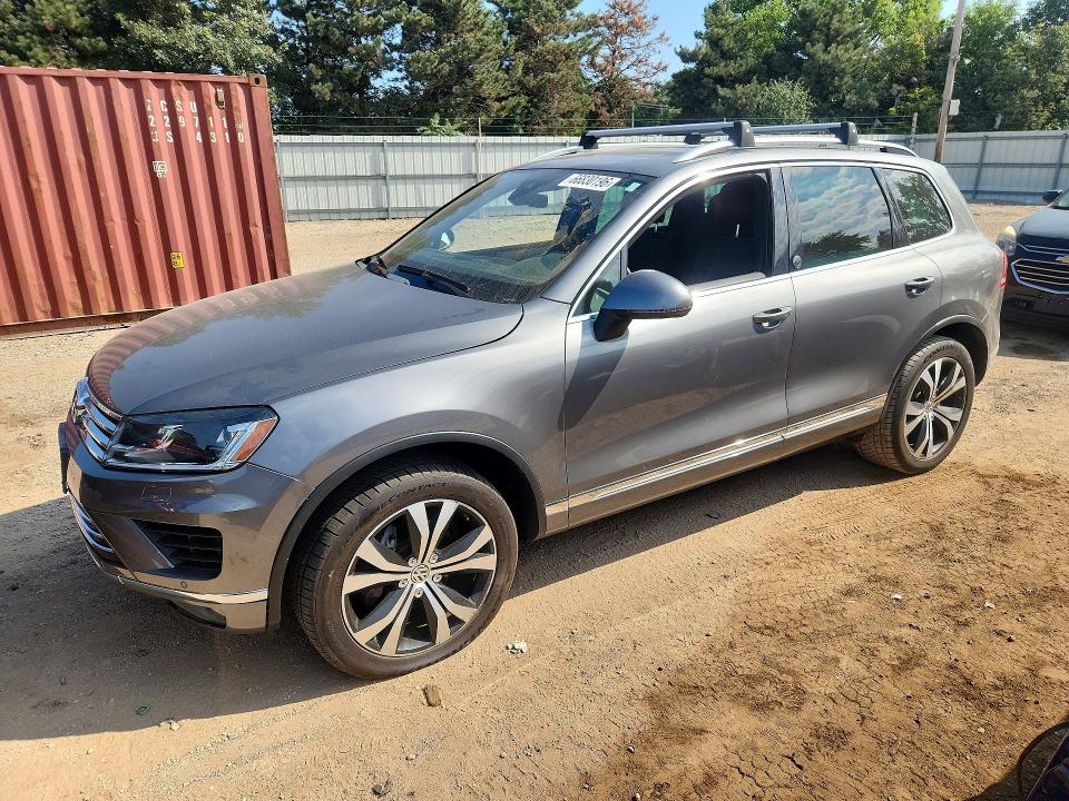 2017 Volkswagen Touareg მანქანა იყიდება აუქციონზე, vin: WVGRF7BP3HD006514, აუქციონის ნომერი: 66830196