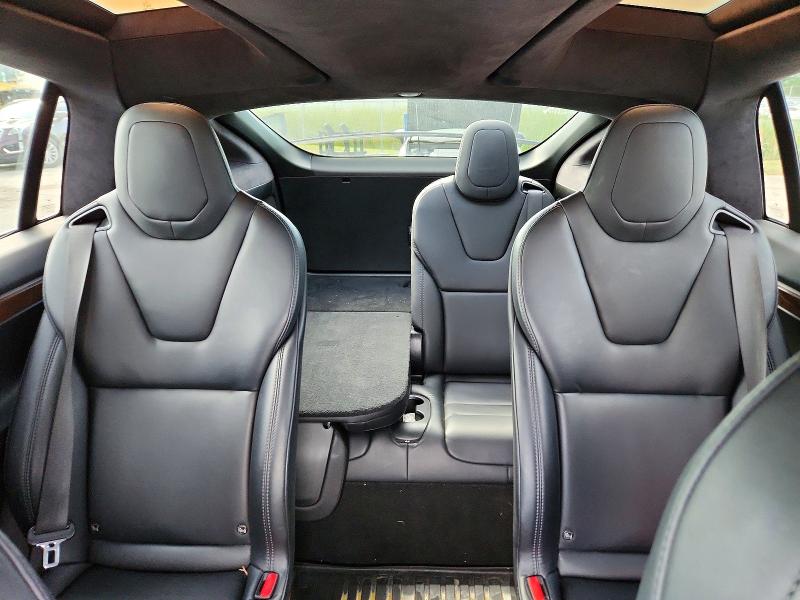 66738986 :رقم المزاد ، 5YJXCBE22LF236229 vin ، 2020 Tesla Model X مزاد بيع