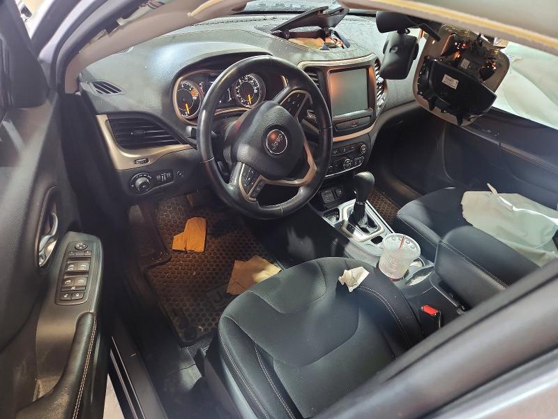 63035246 :رقم المزاد ، 1C4PJLCB6GW177962 vin ، 2016 Jeep Cherokee مزاد بيع