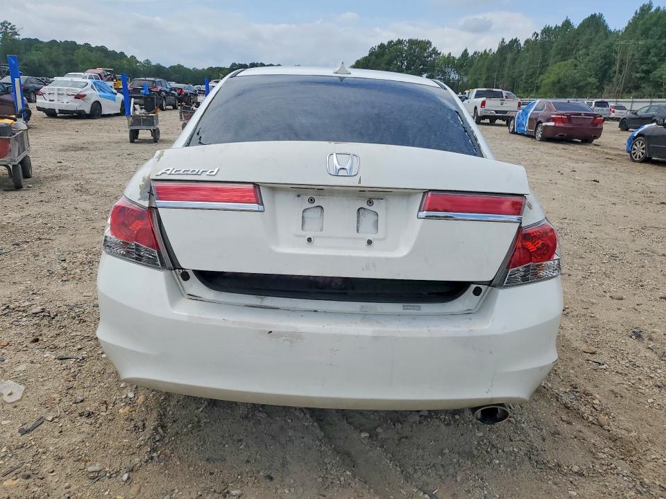 63488526 :رقم المزاد ، 1HGCP2F32BA035398 vin ، 2011 Honda Accord مزاد بيع