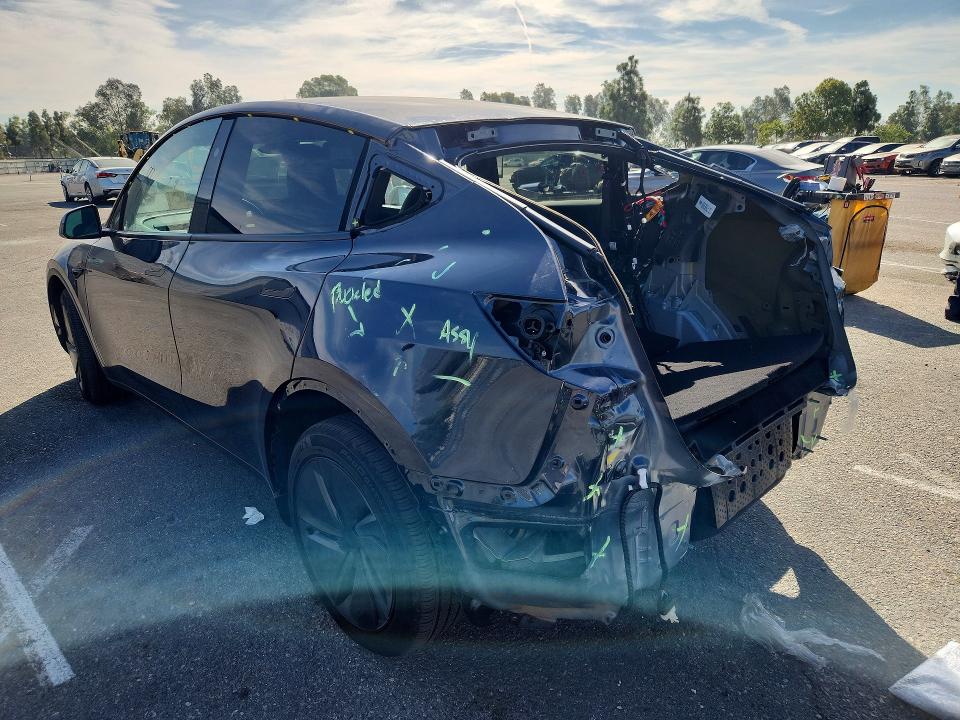 Aukcja sprzedaży 2026 Tesla Model Y, vin: 7SAYGDED6TF637713, numer aukcji: 65500436