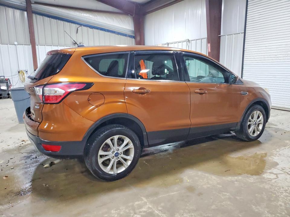 66915086 :رقم المزاد ، 1FMCU9GD9HUE45030 vin ، 2017 Ford Escape مزاد بيع