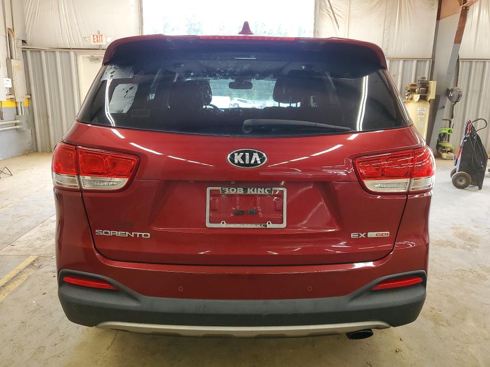 2016 Kia Sorento მანქანა იყიდება აუქციონზე, vin: 5XYPH4A18GG116413, აუქციონის ნომერი: 64111036