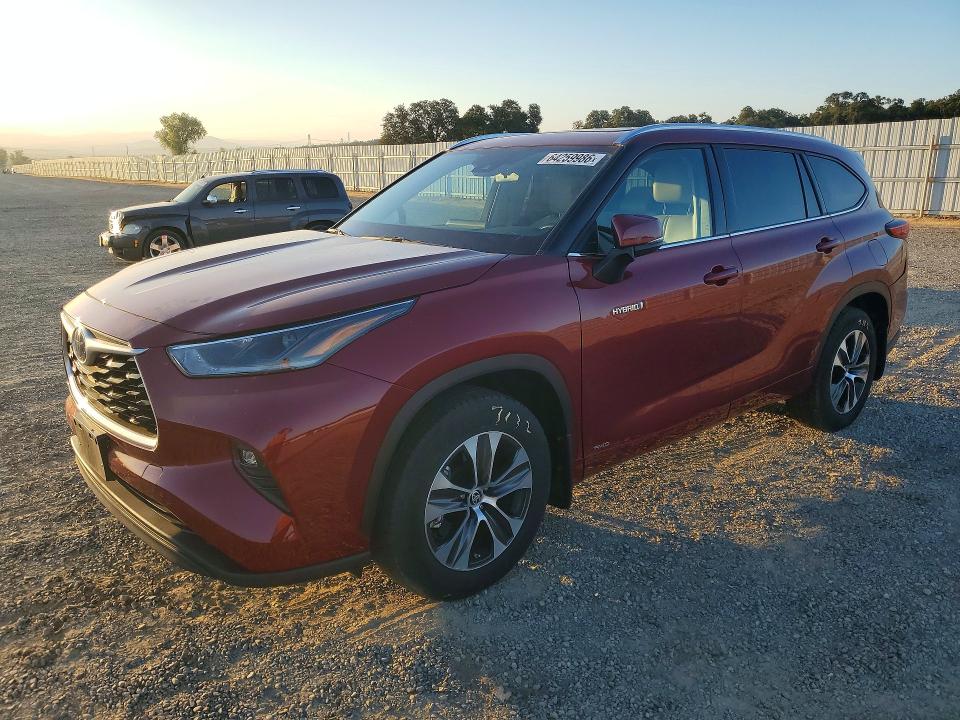 Aukcja sprzedaży 2021 Toyota Highlander, vin: 5TDGBRCHXMS060739, numer aukcji: 64259986