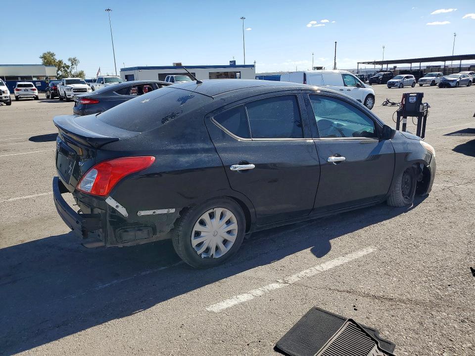 65595156 :رقم المزاد ، 3N1CN7AP3KL802165 vin ، 2019 Nissan Versa مزاد بيع