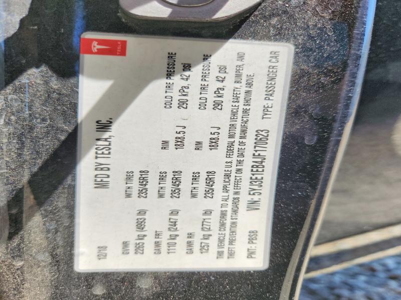 65211496 :رقم المزاد ، 5YJ3E1EB4JF170623 vin ، 2018 Tesla Model 3 مزاد بيع