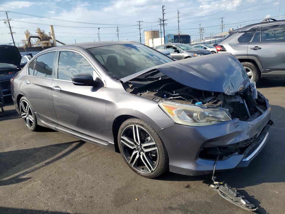 Продаж на аукціоні авто 2017 Honda Accord, vin: 1HGCR2F5XHA043818, номер лоту: 64648766
