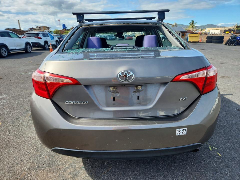 65938536 :رقم المزاد ، 5YFBURHE4JP765463 vin ، 2018 Toyota Corolla مزاد بيع