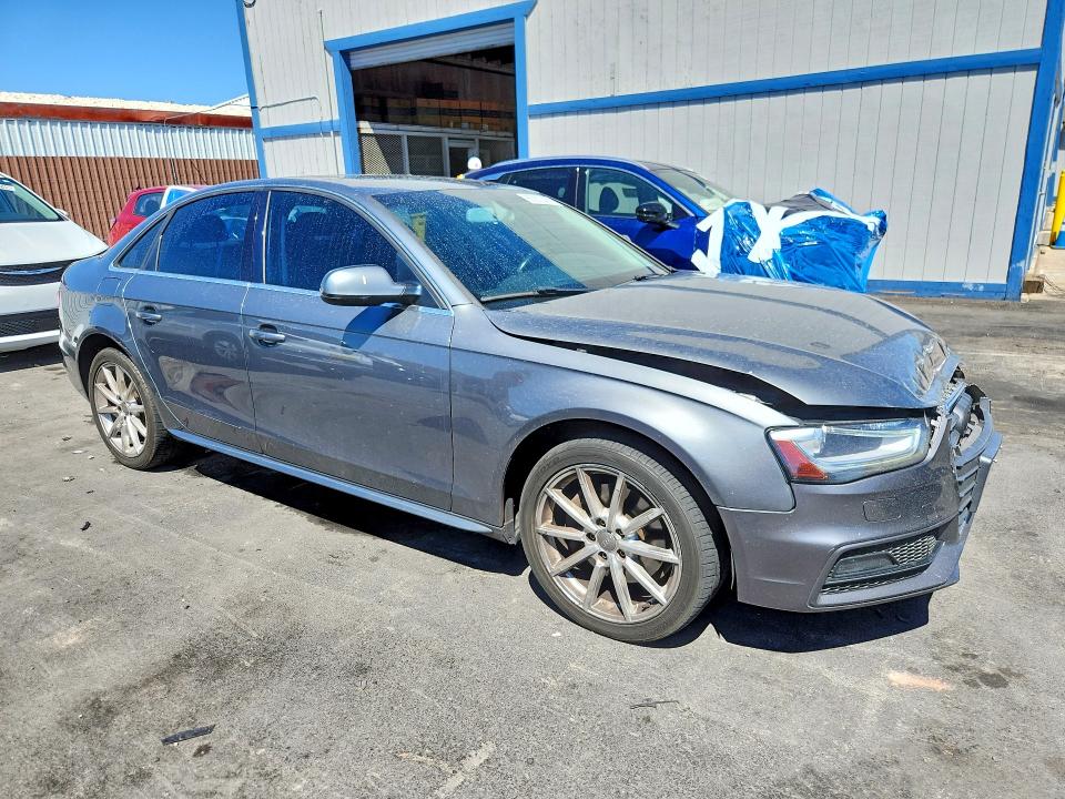 2015 Audi A4 მანქანა იყიდება აუქციონზე, vin: WAUAFAFL1FN014993, აუქციონის ნომერი: 63370436