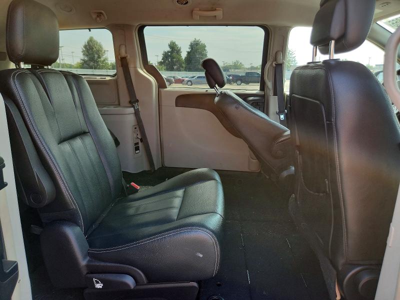 66713866 :رقم المزاد ، 2C4RC1BG4GR247052 vin ، 2016 Chrysler Town & Country مزاد بيع