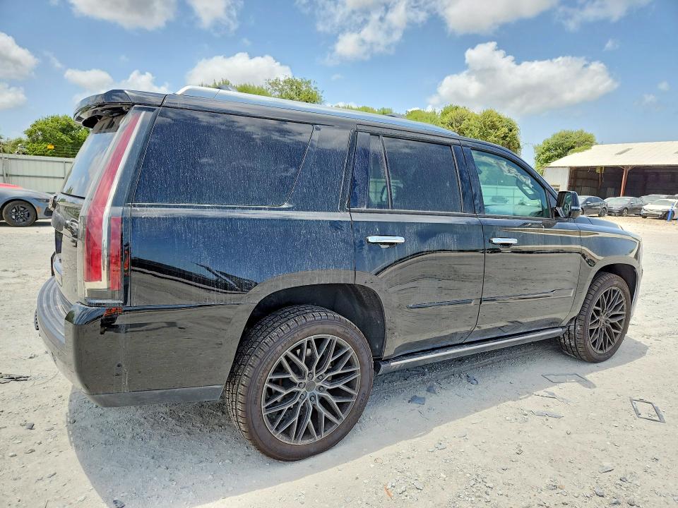2019 Cadillac Escalade მანქანა იყიდება აუქციონზე, vin: 1GYS4CKJ3KR373305, აუქციონის ნომერი: 63889066