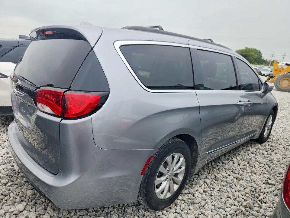 Продаж на аукціоні авто 2017 Chrysler Pacifica, vin: 2C4RC1BG8HR794309, номер лоту: 62794586