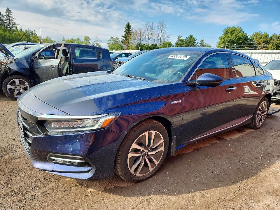 Продажа на аукционе авто 2018 Honda Accord, vin: 1HGCV3F9XJA800355, номер лота: 65513186