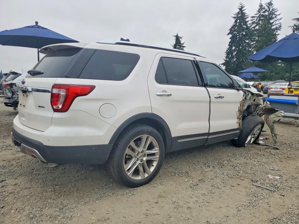 64763806 :رقم المزاد ، 1FM5K8F82HGD72675 vin ، 2017 Ford Explorer مزاد بيع