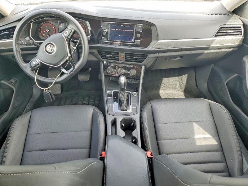65872556 :رقم المزاد ، 3VWC57BU4MM065196 vin ، 2021 Volkswagen Jetta مزاد بيع