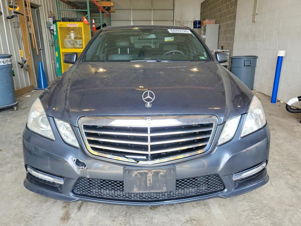 64293746 :رقم المزاد ، WDDHF8JB6CA602079 vin ، 2012 Mercedes-benz E مزاد بيع