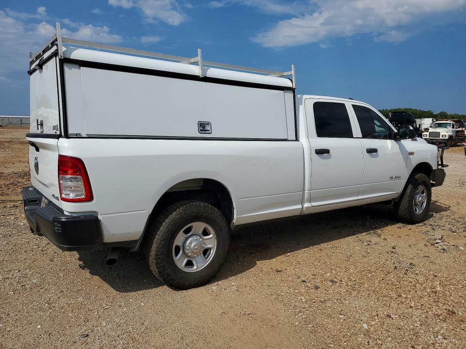 66463176 :رقم المزاد ، 3C6UR5HJ3NG203007 vin ، 2022 Ram 2500 مزاد بيع