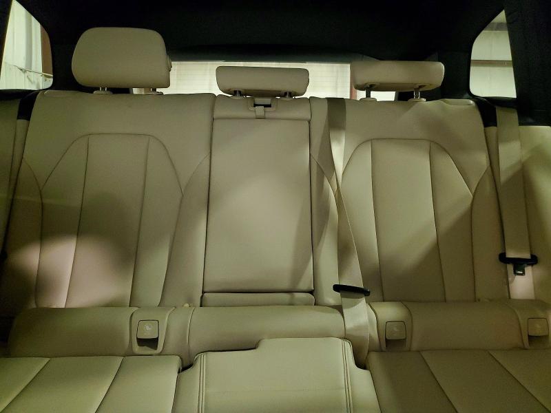 63367246 :رقم المزاد ، 5UXTR9C50JLC81801 vin ، 2018 Bmw X3 مزاد بيع
