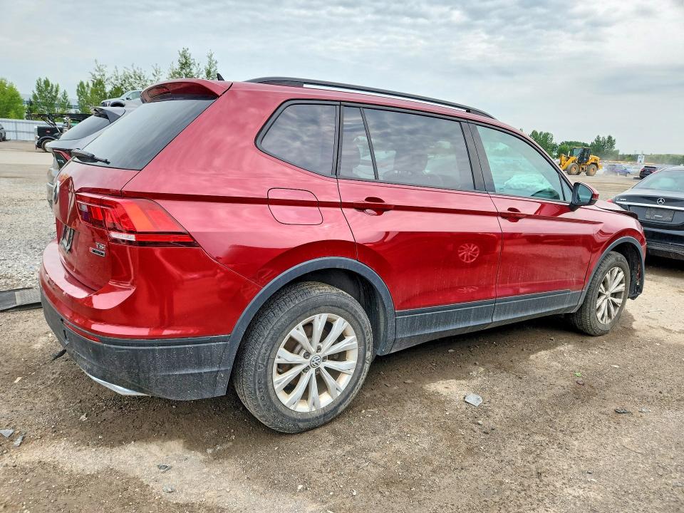 Продажа на аукционе авто 2018 Volkswagen Tiguan, vin: 3VV0B7AX1JM091424, номер лота: 63534736