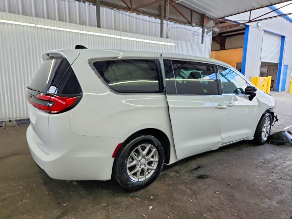 Aukcja sprzedaży 2027 Chrysler Pacifica, vin: 2C4RC1BG5VR562858, numer aukcji: 65284746
