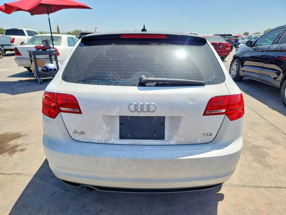 Продаж на аукціоні авто 2011 Audi A3, vin: WAUKJAFM0BA123703, номер лоту: 65288726