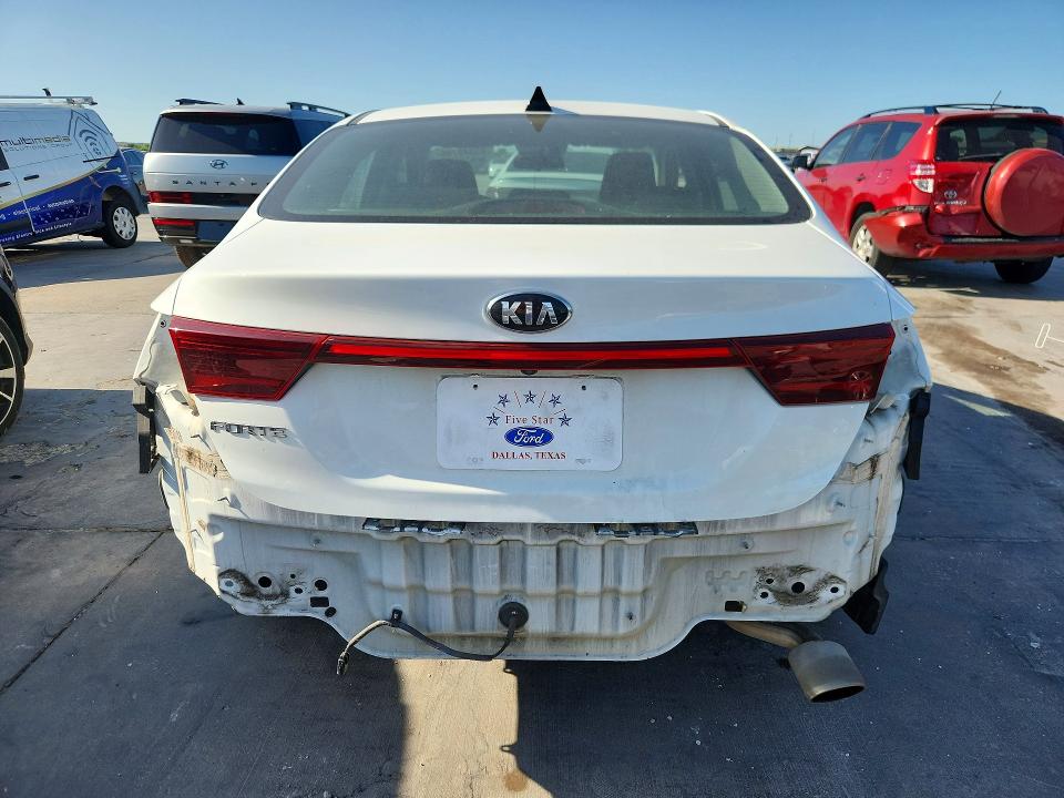 65348796 :رقم المزاد ، 3KPF24ADXKE035913 vin ، 2019 Kia Forte مزاد بيع