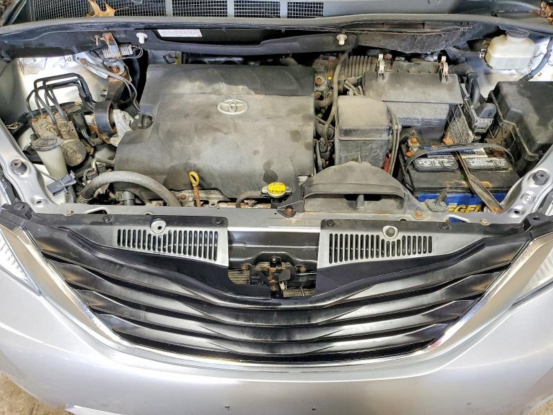 2014 Toyota Sienna მანქანა იყიდება აუქციონზე, vin: 5TDJK3DC1ES090560, აუქციონის ნომერი: 64929656