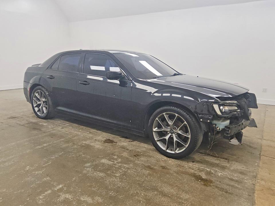 Aukcja sprzedaży 2019 Chrysler 300, vin: 2C3CCABG8KH533639, numer aukcji: 64084776