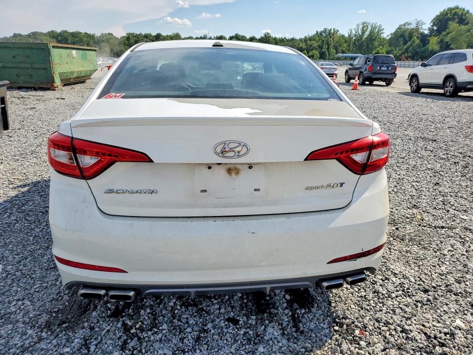 63791296 :رقم المزاد ، 5NPE34AB8FH196334 vin ، 2015 Hyundai Sonata مزاد بيع
