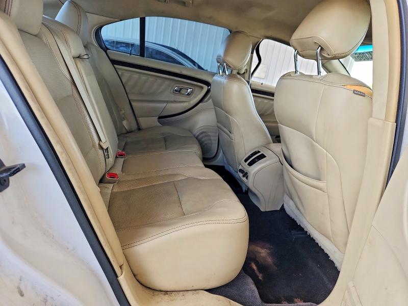 66643096 :رقم المزاد ، 1FAHP2F81FG121035 vin ، 2015 Ford Taurus مزاد بيع